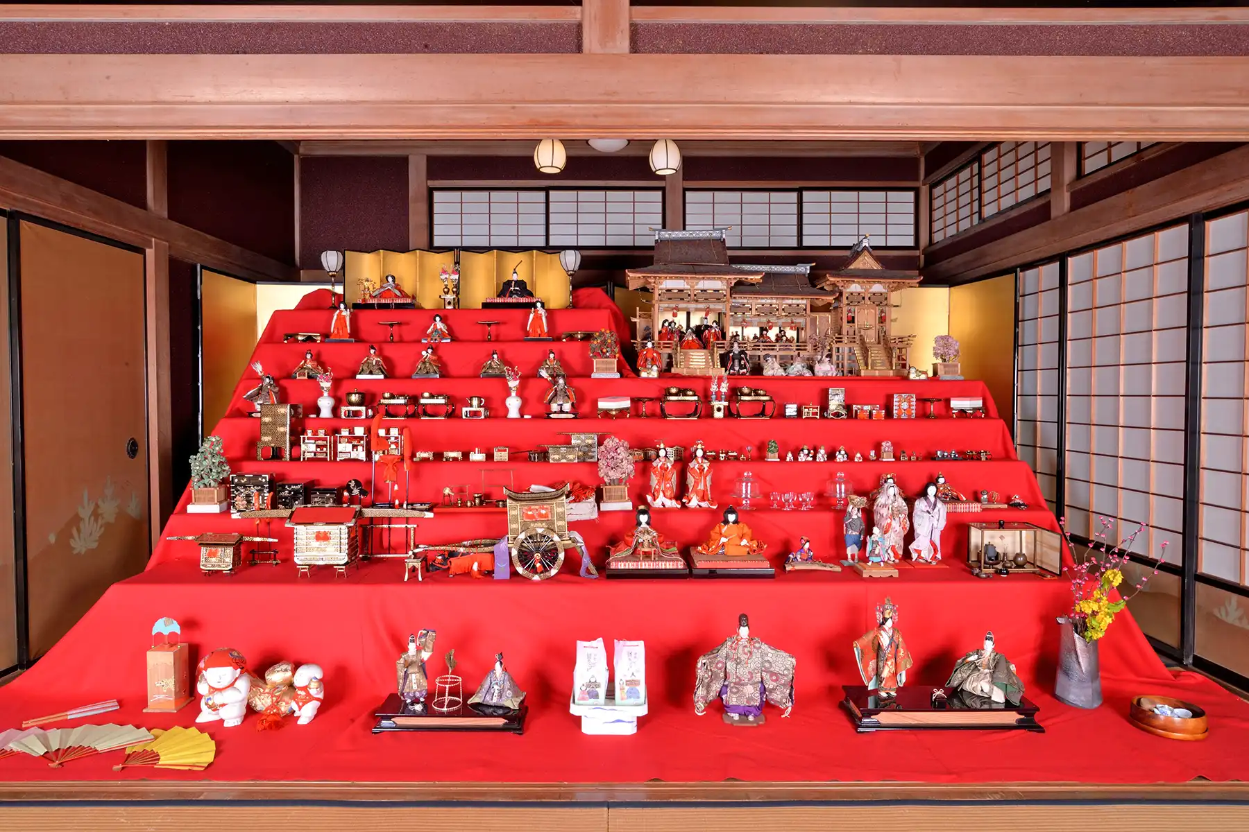 遠山家雛壇飾り　大正時代 20世紀