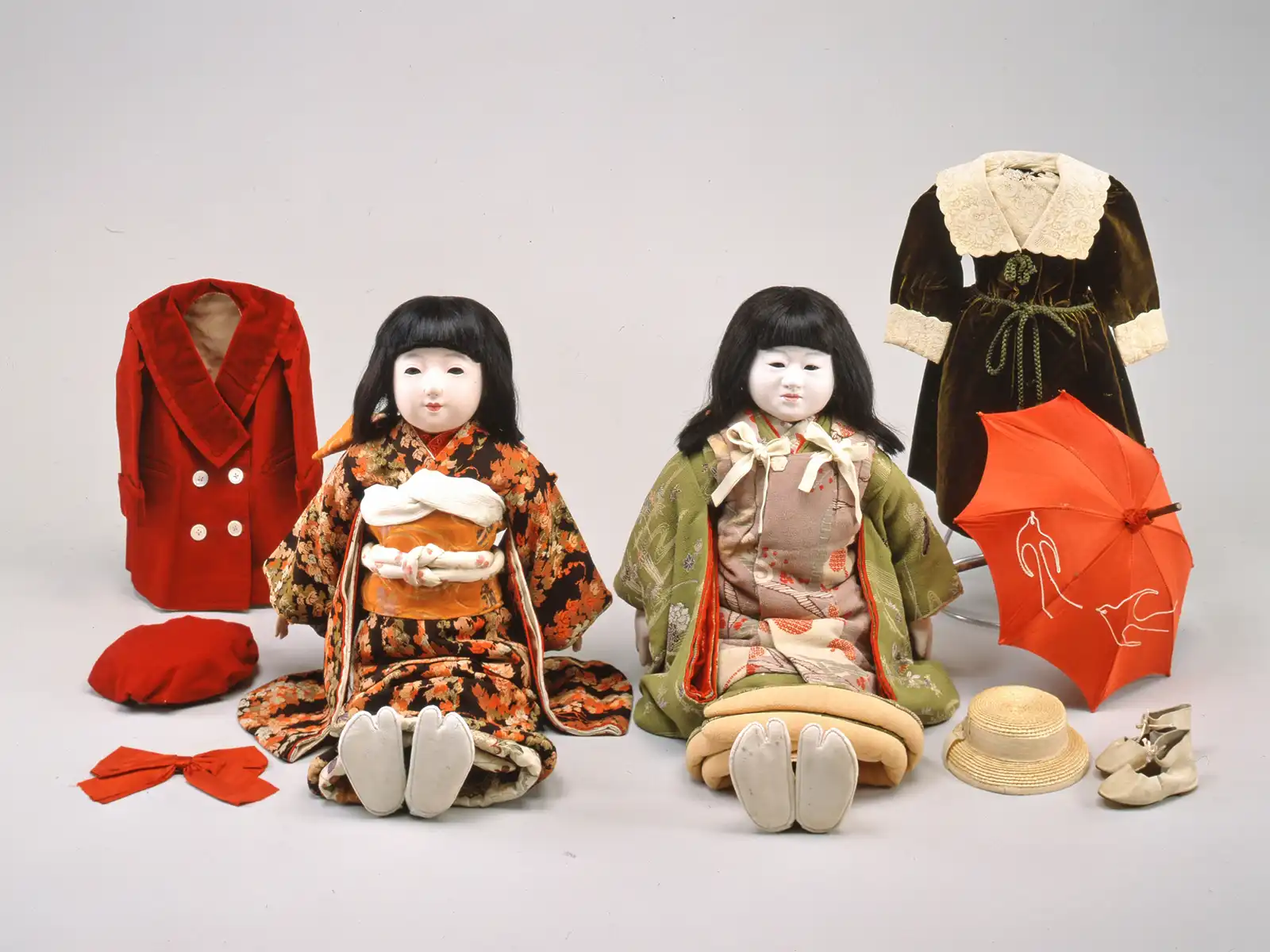 抱き人形「姉妹人形」明治時代 19-20世紀